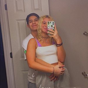 Meet your Posher, Ella